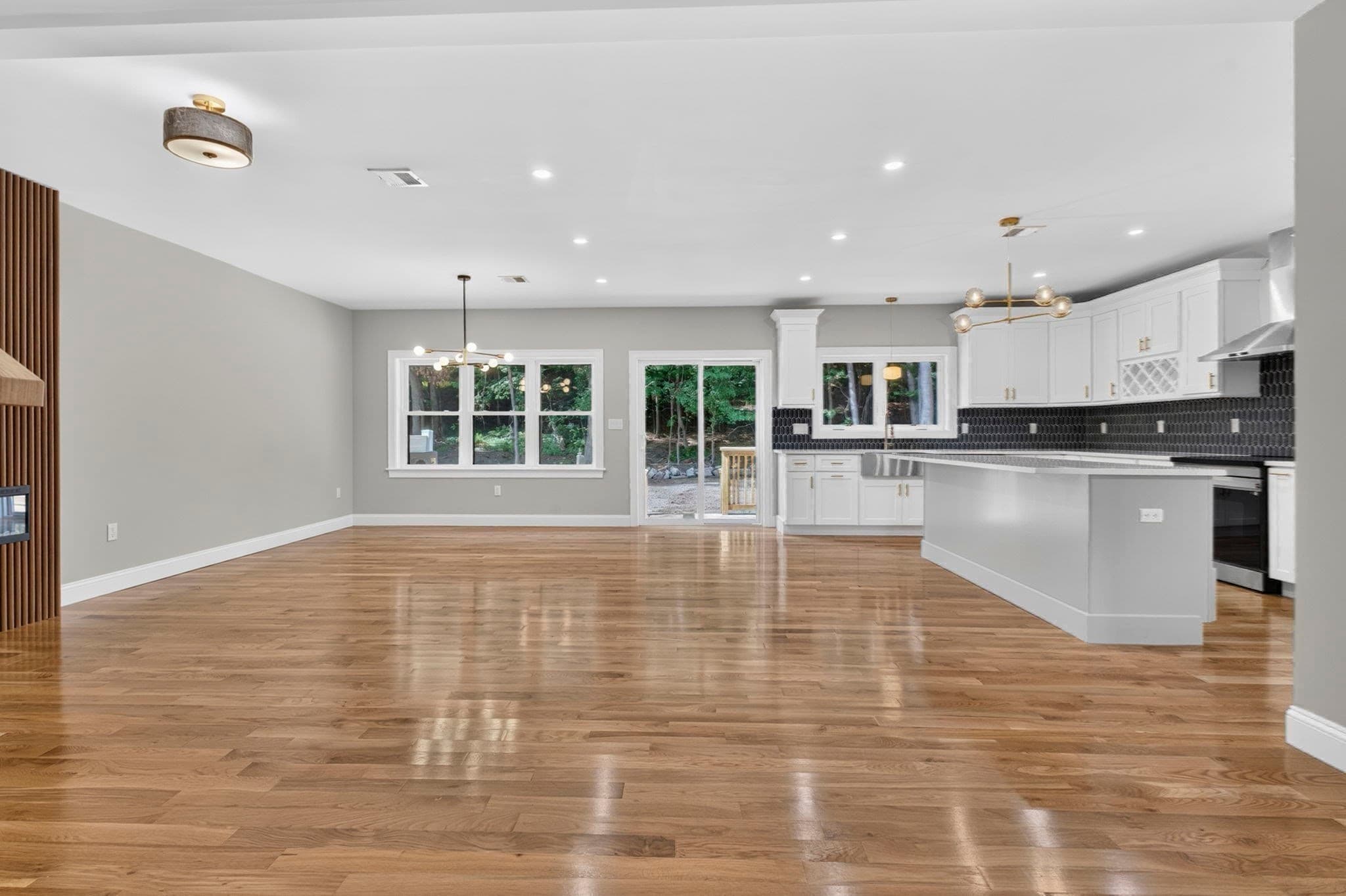Condominium at 27 Rollins # B, Groveland MA 01834, Groveland, photo 27 of 42