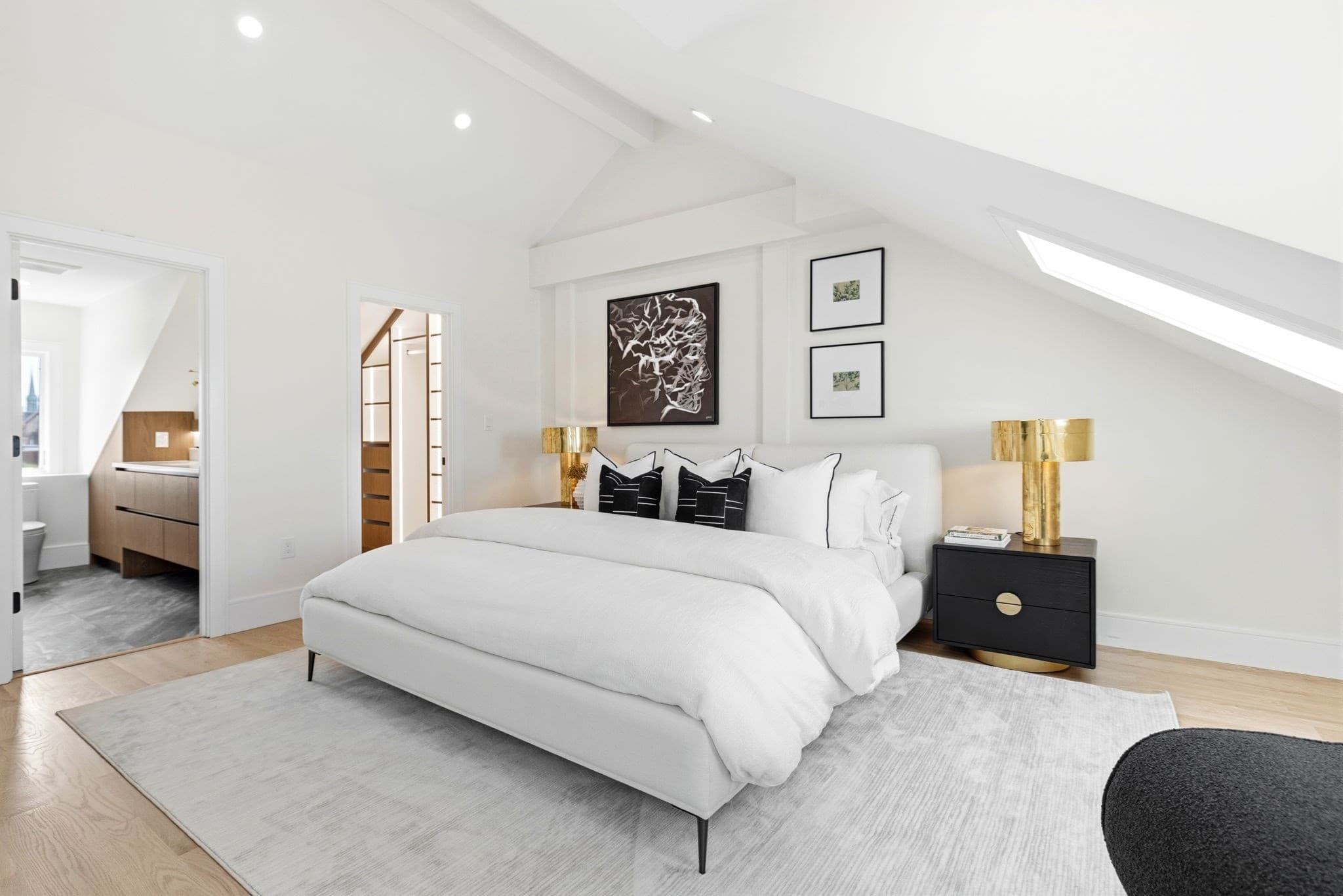 Single Family Residence at 39 G St, Boston MA 02127, Boston, photo 16 of 39