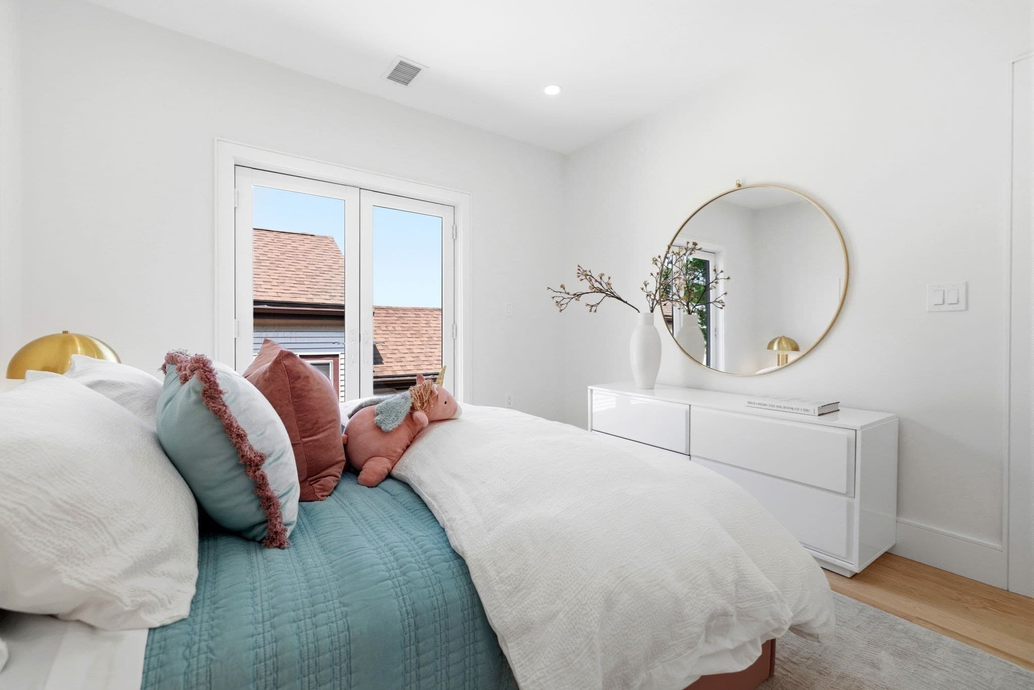 Single Family Residence at 39 G St, Boston MA 02127, Boston, photo 26 of 39