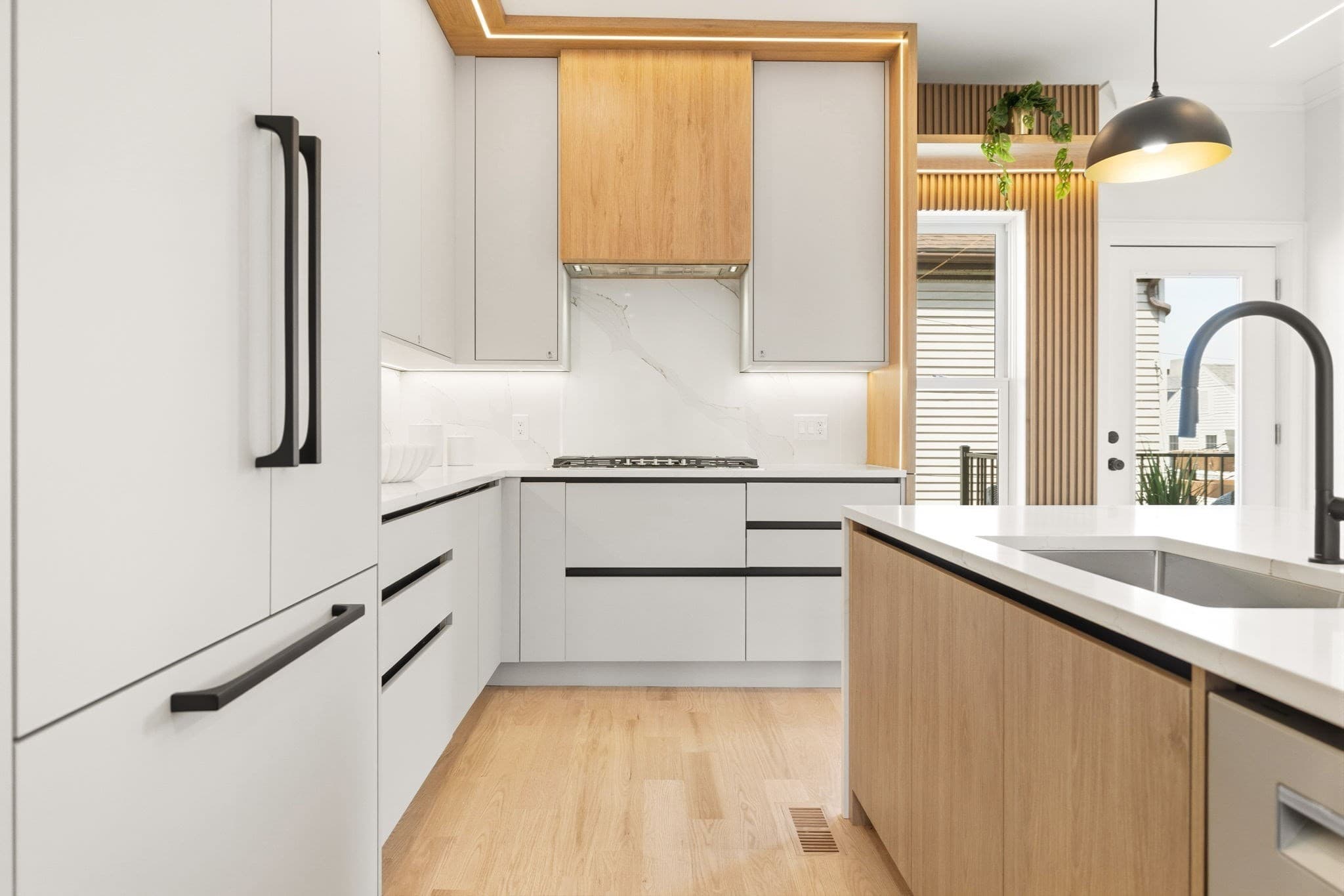 Single Family Residence at 39 G St, Boston MA 02127, Boston, photo 10 of 39