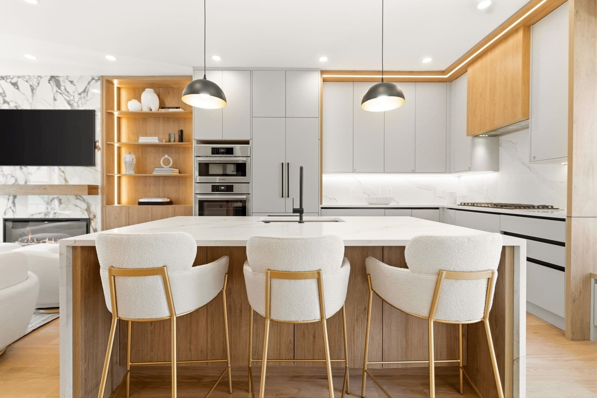 Single Family Residence at 39 G St, Boston MA 02127, Boston, photo 11 of 39