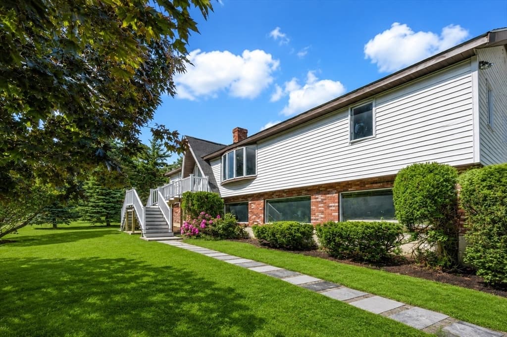 5 Flintlocke Rd, Franklin MA 02038 photo 6