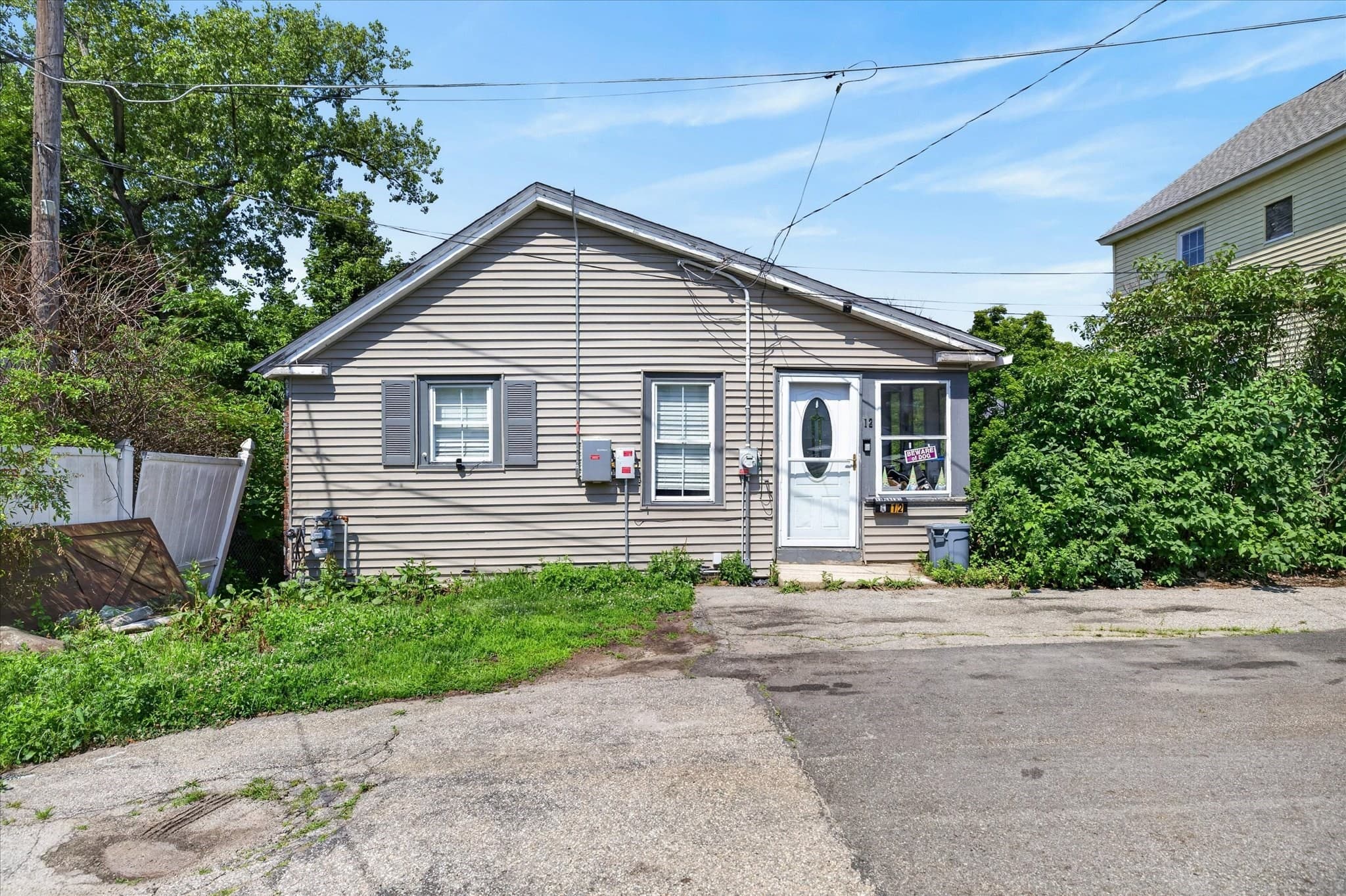 12 River Ct, Webster MA 01570