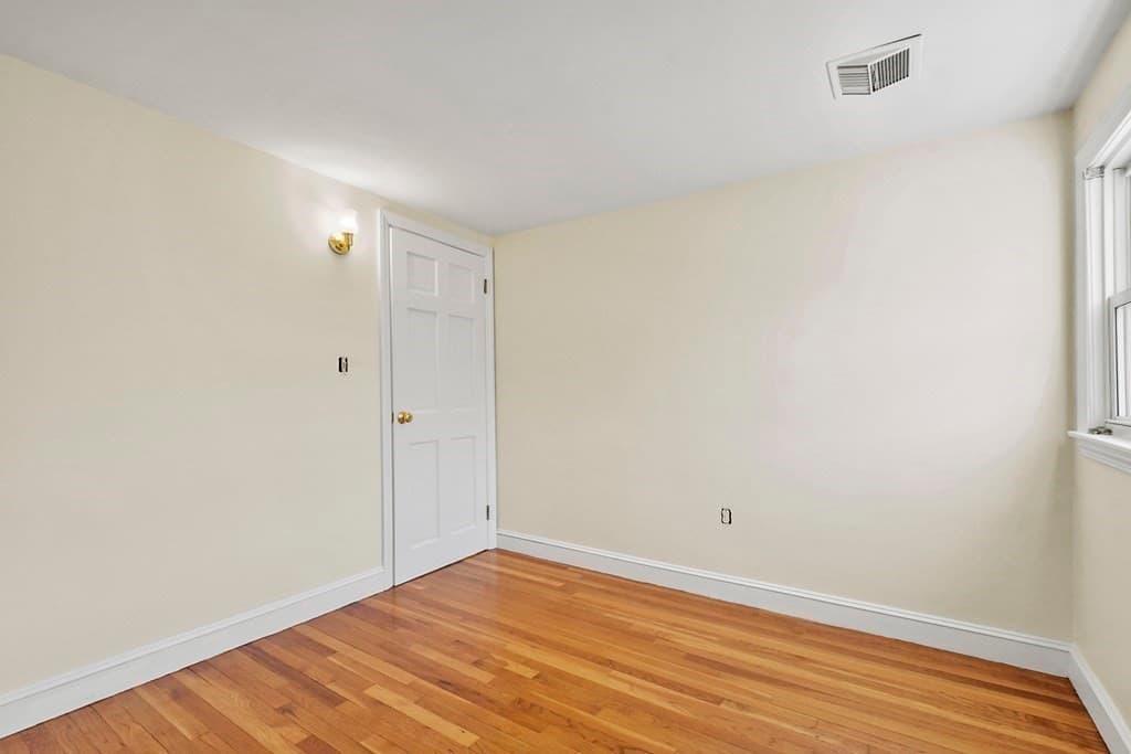 Attached (Townhouse/Rowhouse/Duplex) at 72 Cambridge Road # 2, Woburn MA 01801, photo 20 of 31