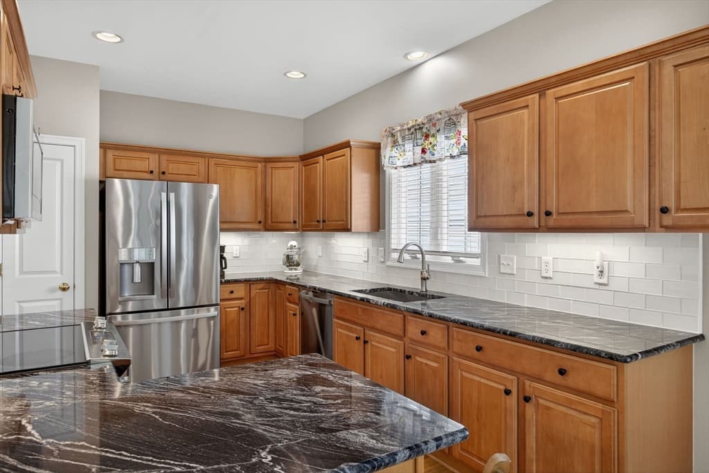Single Family Residence at 12 Belltree, Plymouth MA 02360, photo 12 of 42