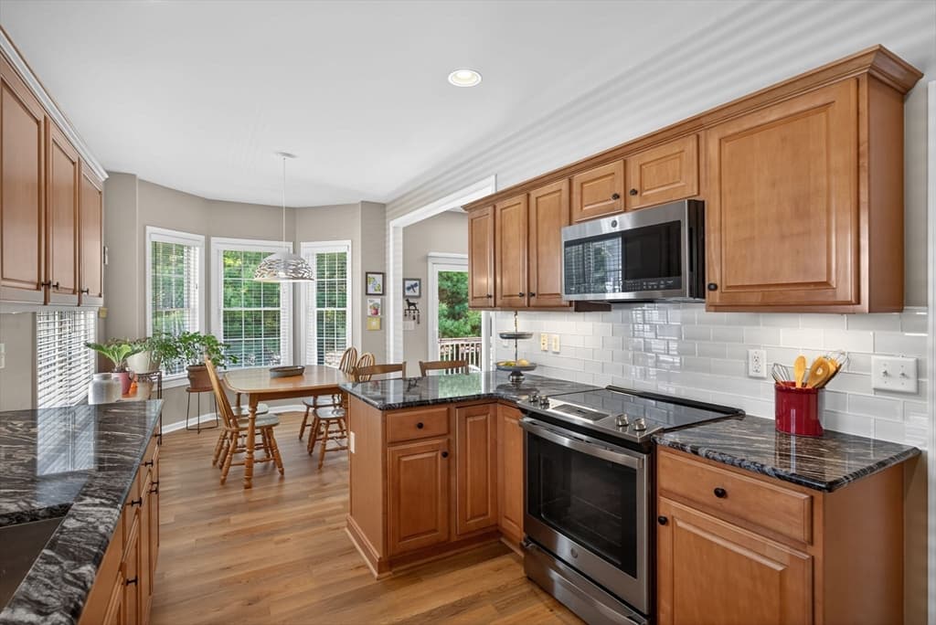 Single Family Residence at 12 Belltree, Plymouth MA 02360, photo 10 of 42