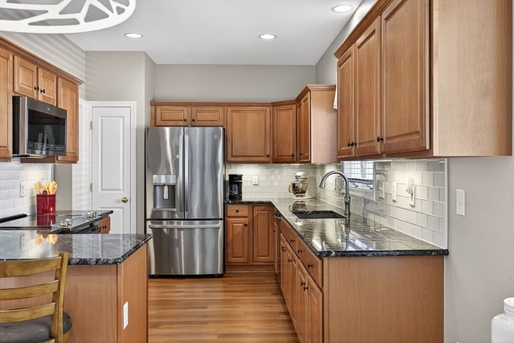 Single Family Residence at 12 Belltree, Plymouth MA 02360, photo 11 of 42