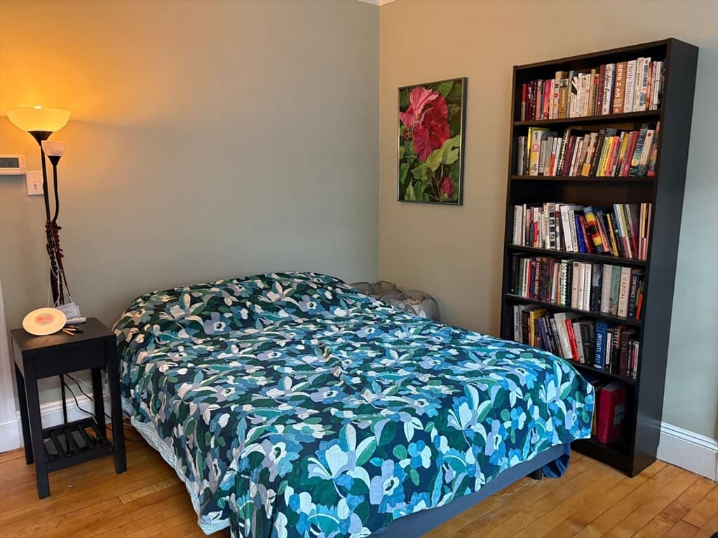 Condominium at 252 Harvard St # 1, Cambridge MA 02139, Cambridge, photo 9 of 13