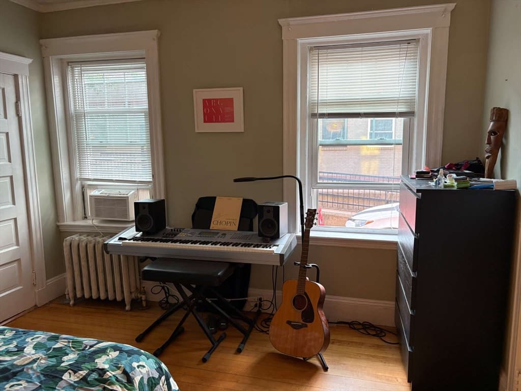 Condominium at 252 Harvard St # 1, Cambridge MA 02139, Cambridge, photo 10 of 13