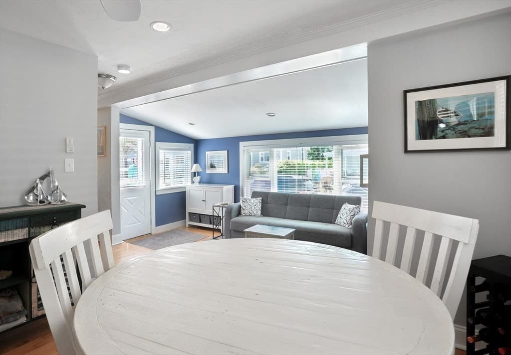 9 G St, Hull MA 02045 photo 13