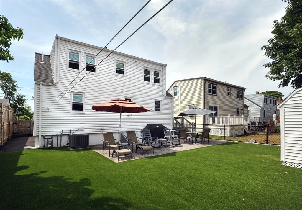 9 G St, Hull MA 02045 photo 4