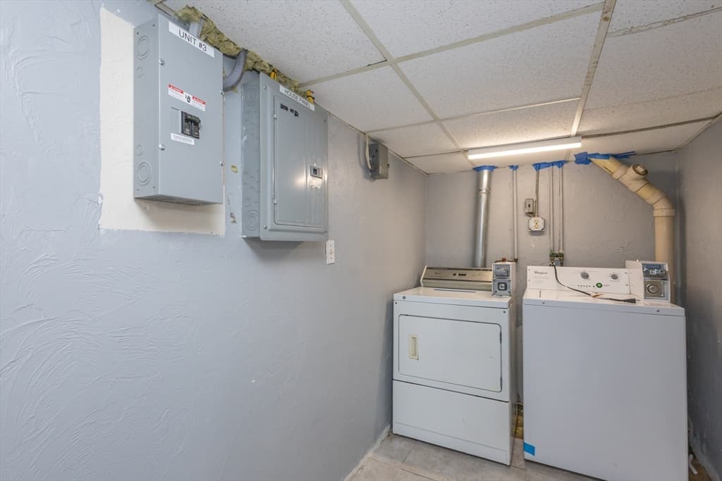 245-247 Newport Ave, Quincy MA 02170 photo 18