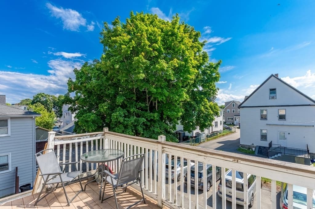 251 Newport Ave, Quincy MA 02170 photo 3
