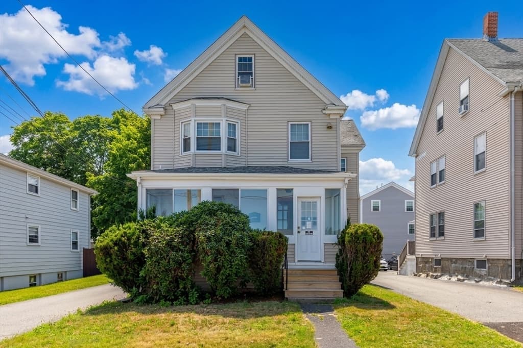 251 Newport Ave, Quincy MA 02170