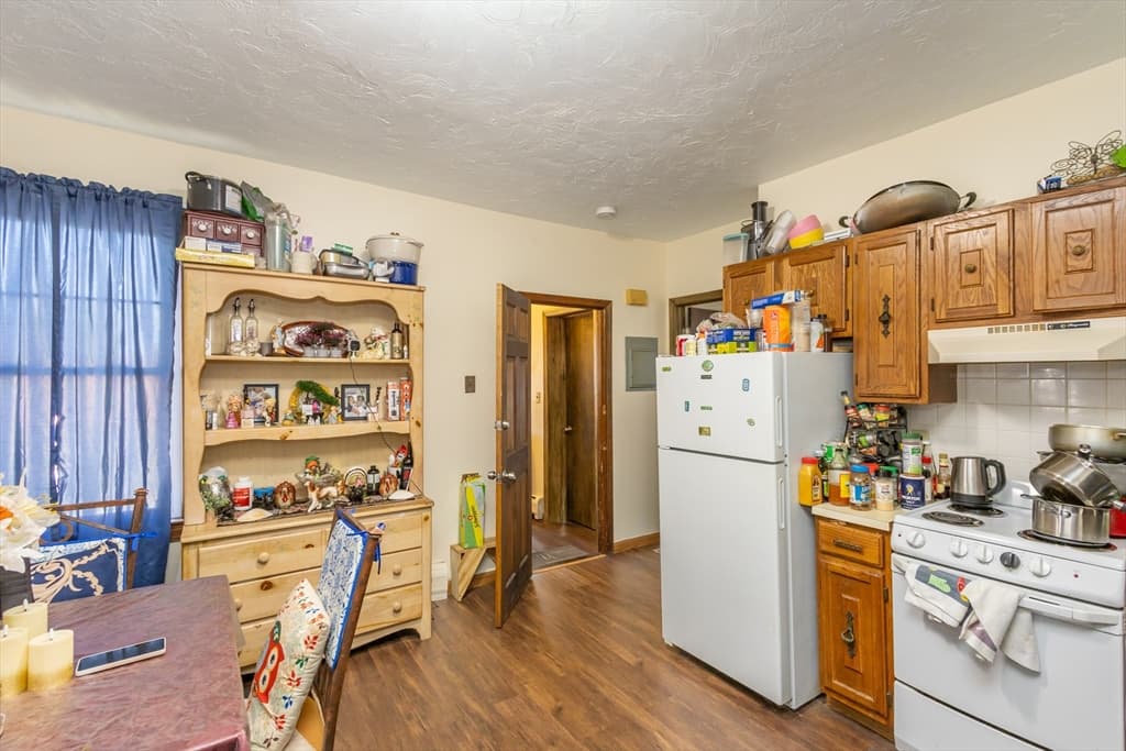 251 Newport Ave, Quincy MA 02170 photo 5