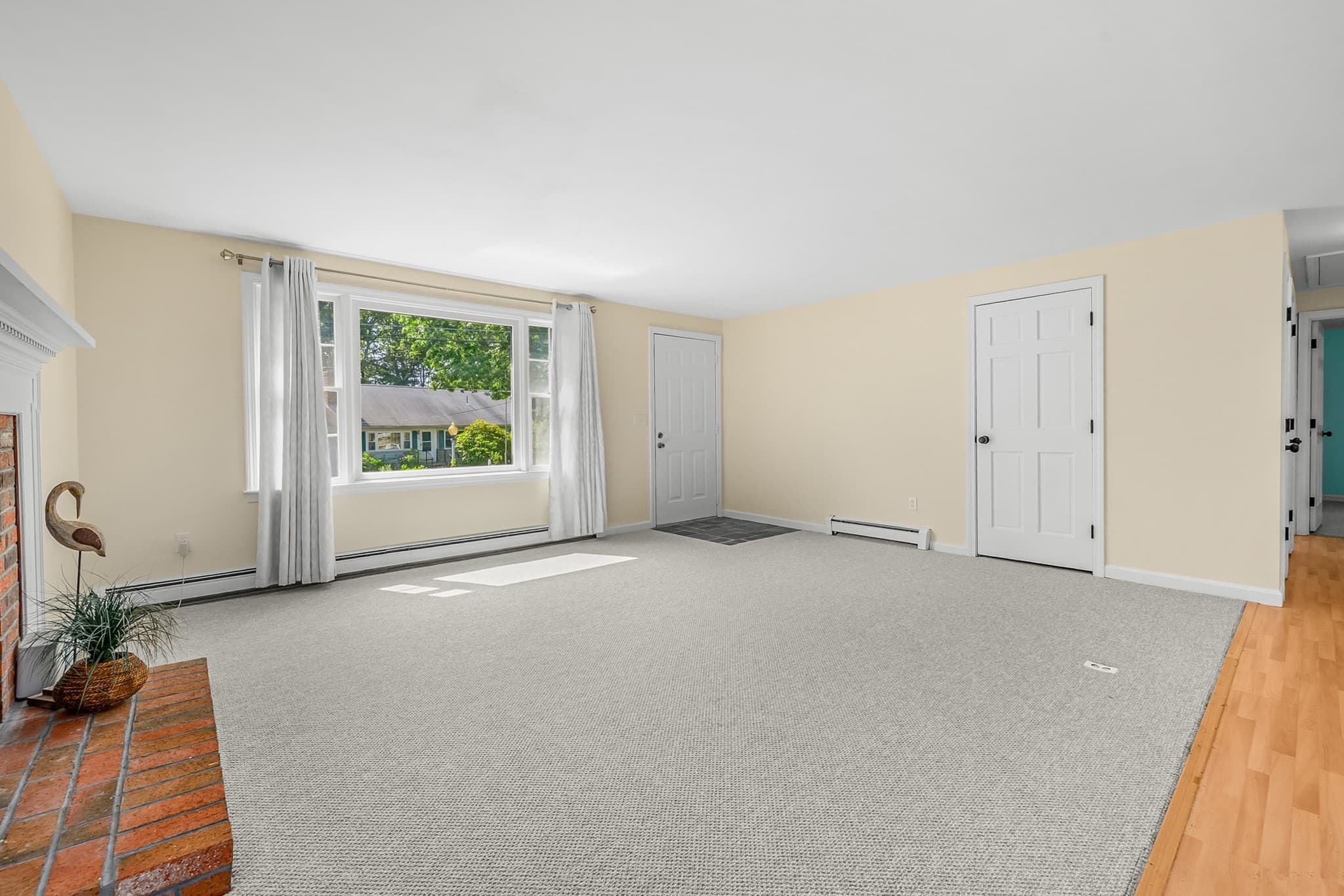 Single Family Residence at 295 Westwind Cir, Barnstable MA 02655, photo 7 of 35