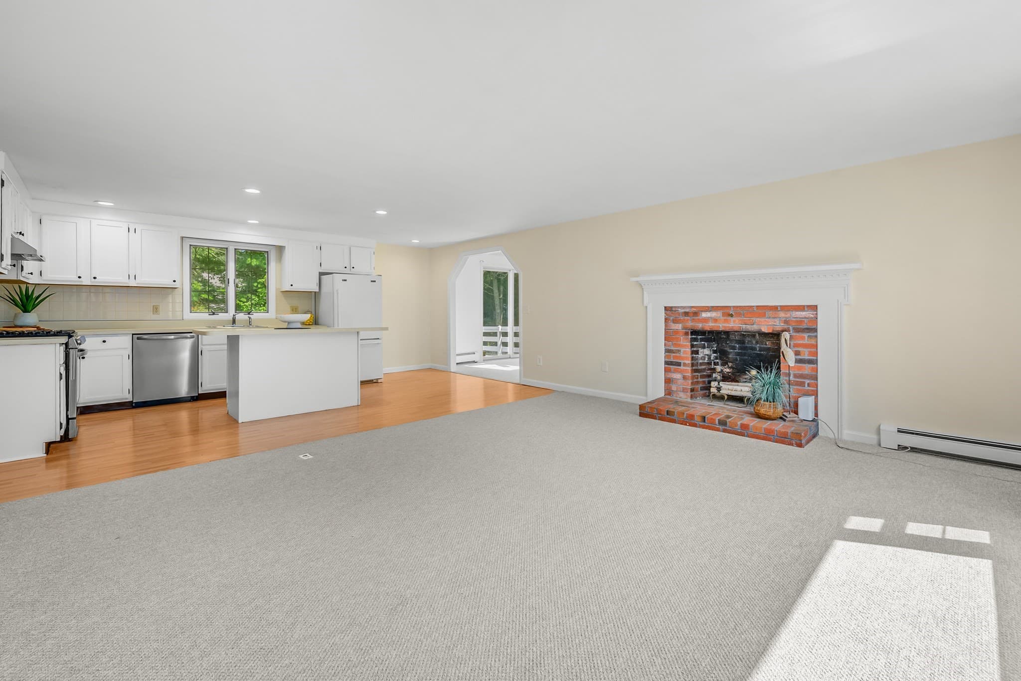 Single Family Residence at 295 Westwind Cir, Barnstable MA 02655, photo 5 of 35