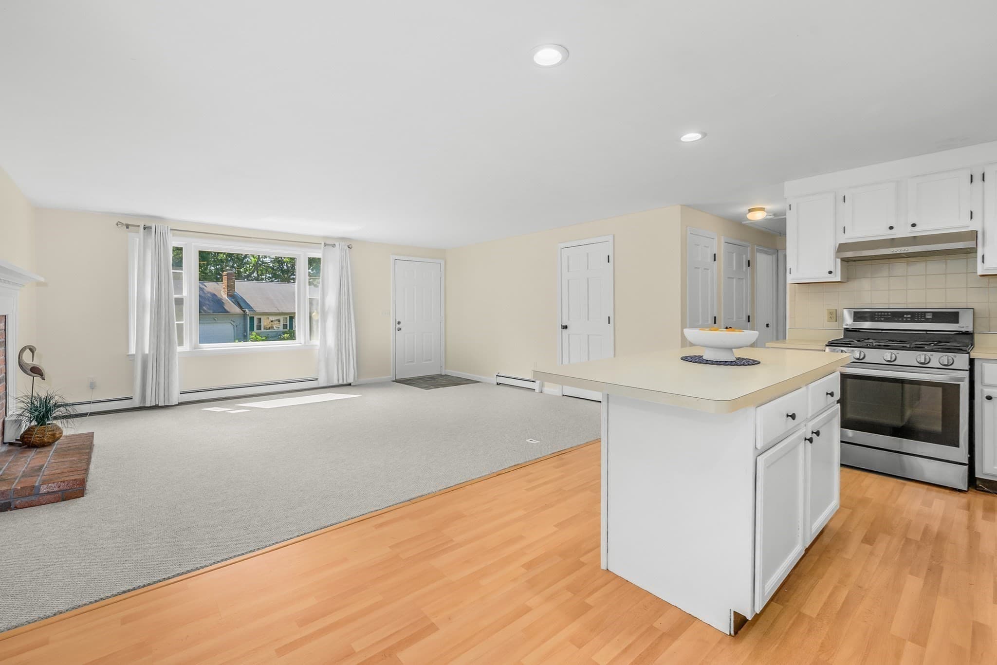Single Family Residence at 295 Westwind Cir, Barnstable MA 02655, photo 14 of 35
