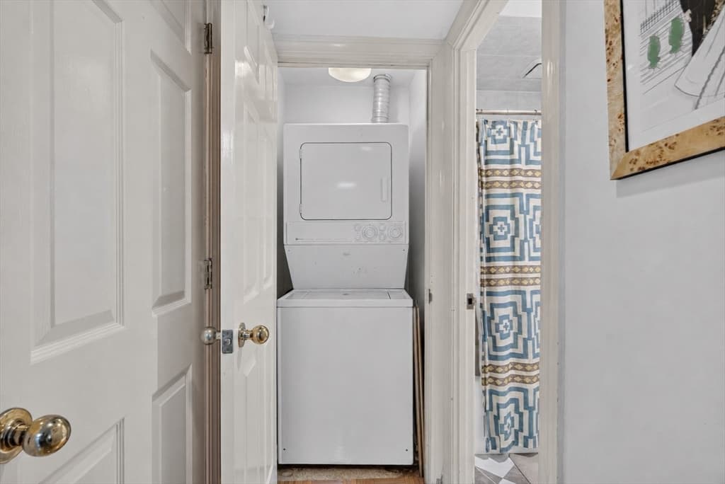 Condominium at 416 Commonwealth Avenue # 615, Boston MA 02215, Boston, photo 9 of 20