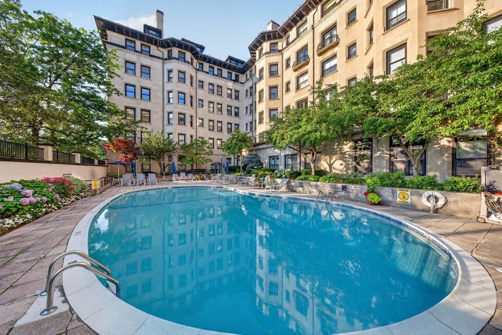 Condominium at 416 Commonwealth Avenue # 615, Boston MA 02215, Boston, photo 10 of 20