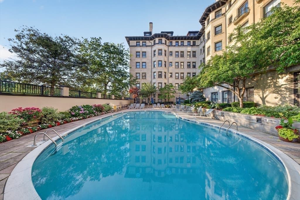Condominium at 416 Commonwealth Avenue # 615, Boston MA 02215, Boston, photo 11 of 20