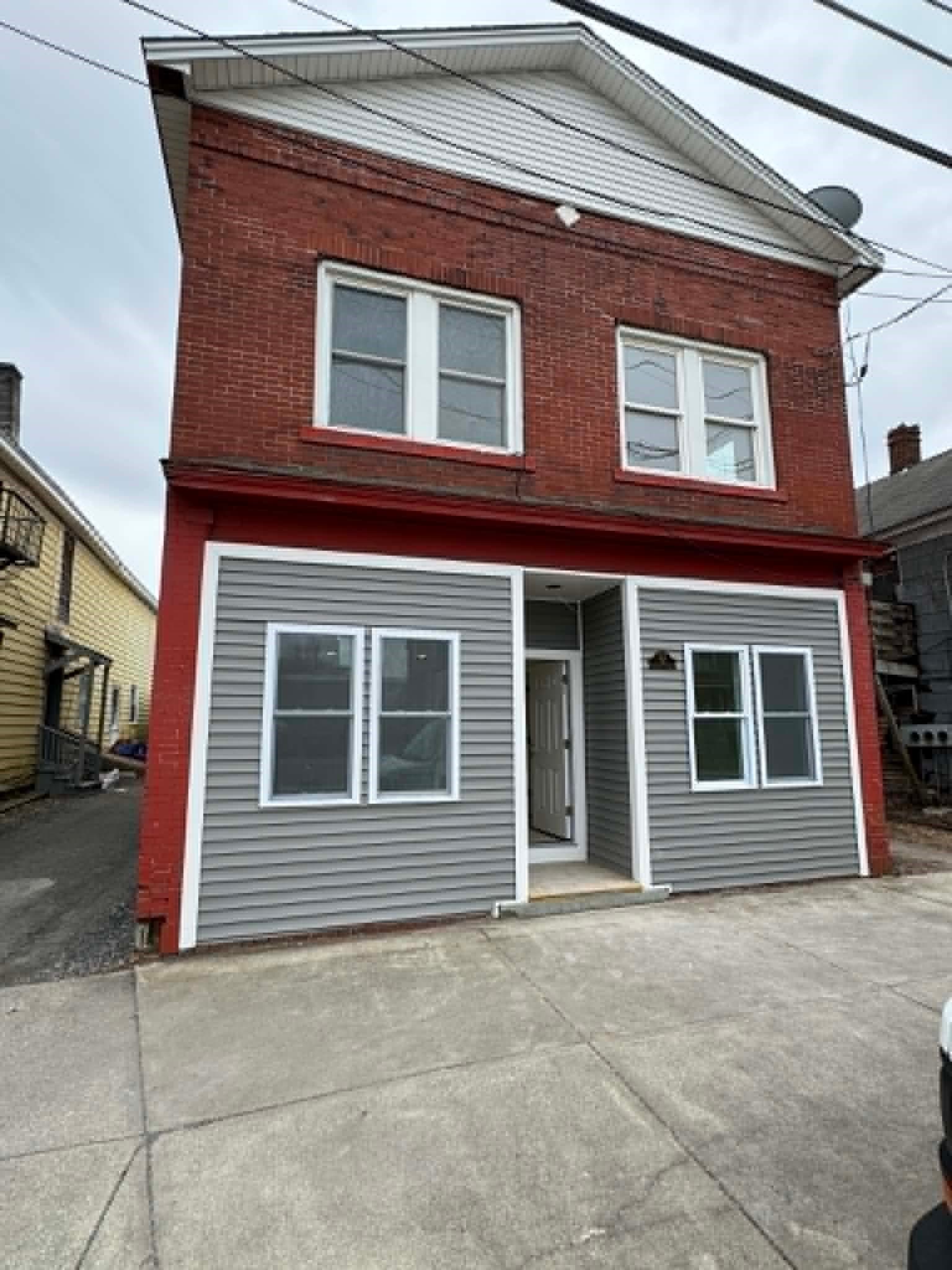 25 Spring St, Adams MA 01220