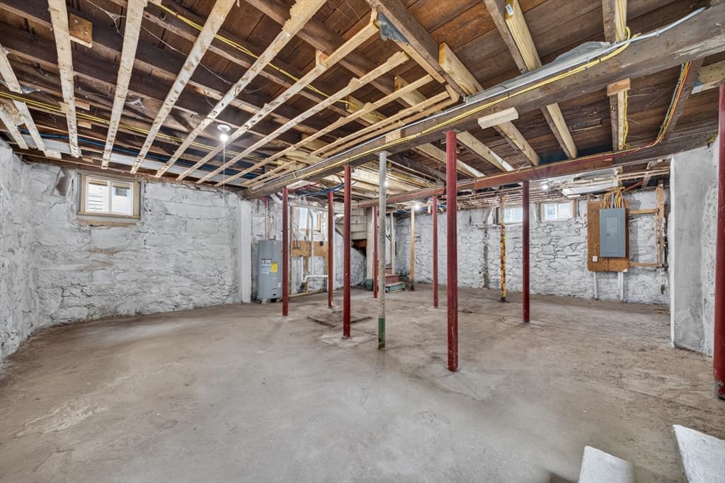 106 South 7th St, New Bedford MA 02740 photo 17