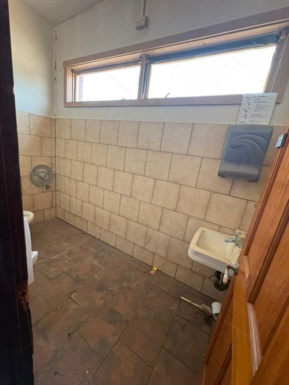 Commercial Sale at 182 Chicopee St, Chicopee MA 01013, Chicopee, photo 21 of 25