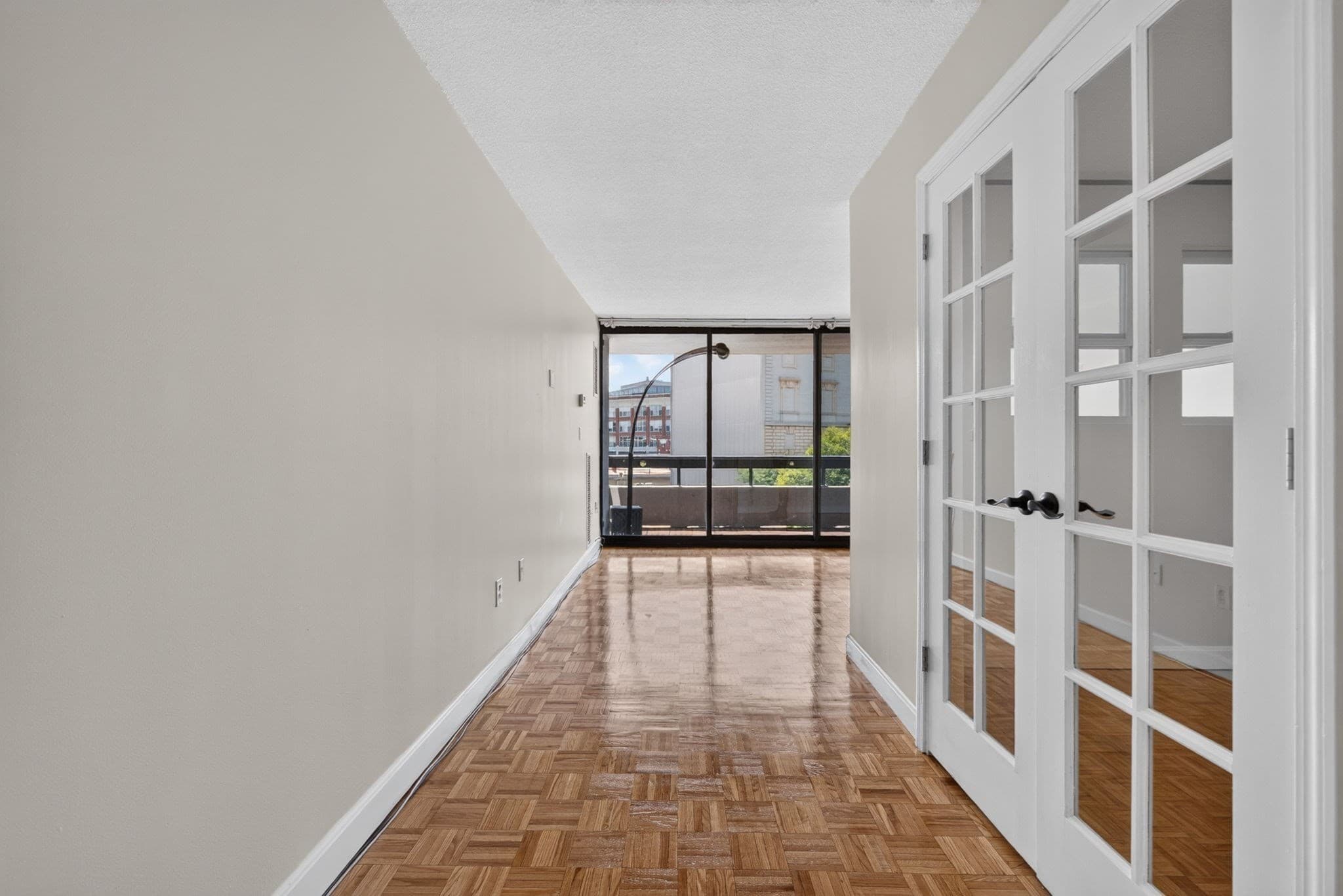 Stock Cooperative at 566 Commonwealth # 304, Boston MA 02215, photo 3 of 14