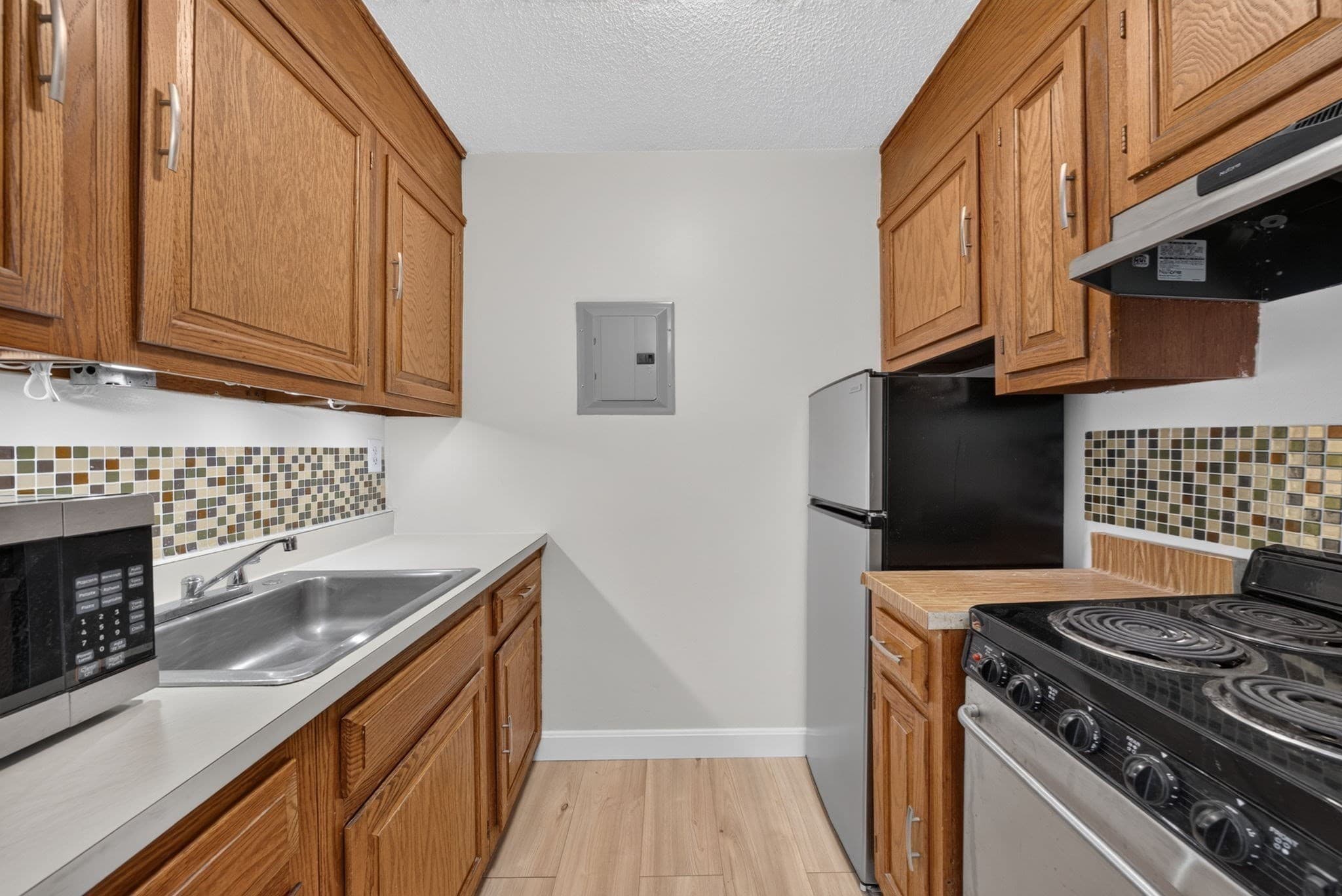 Stock Cooperative at 566 Commonwealth # 304, Boston MA 02215, photo 5 of 14