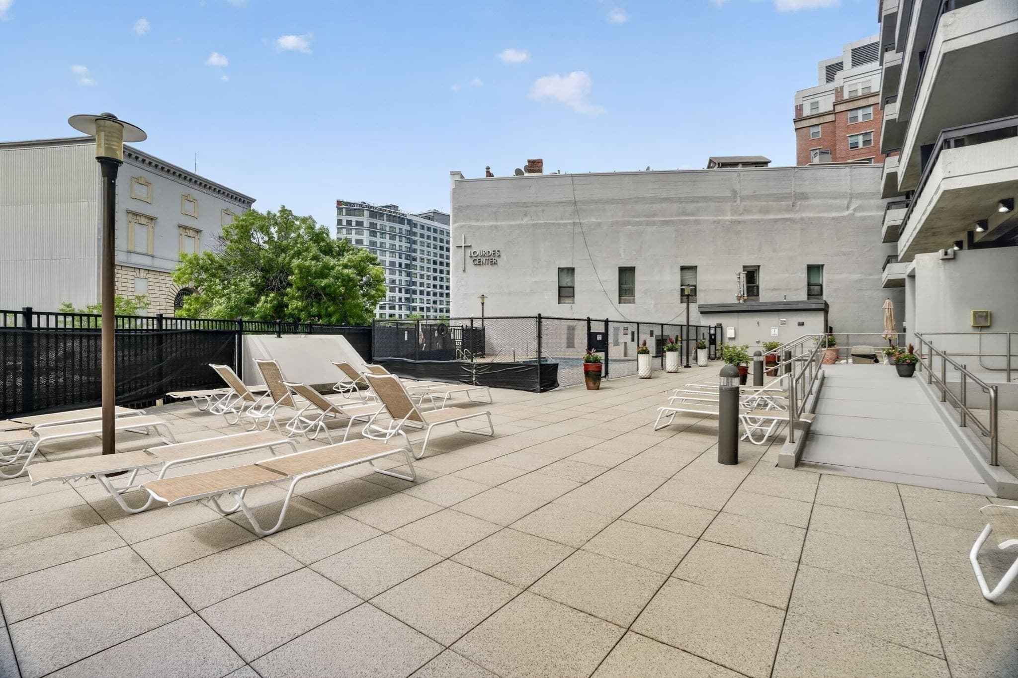 Stock Cooperative at 566 Commonwealth # 304, Boston MA 02215, photo 11 of 14