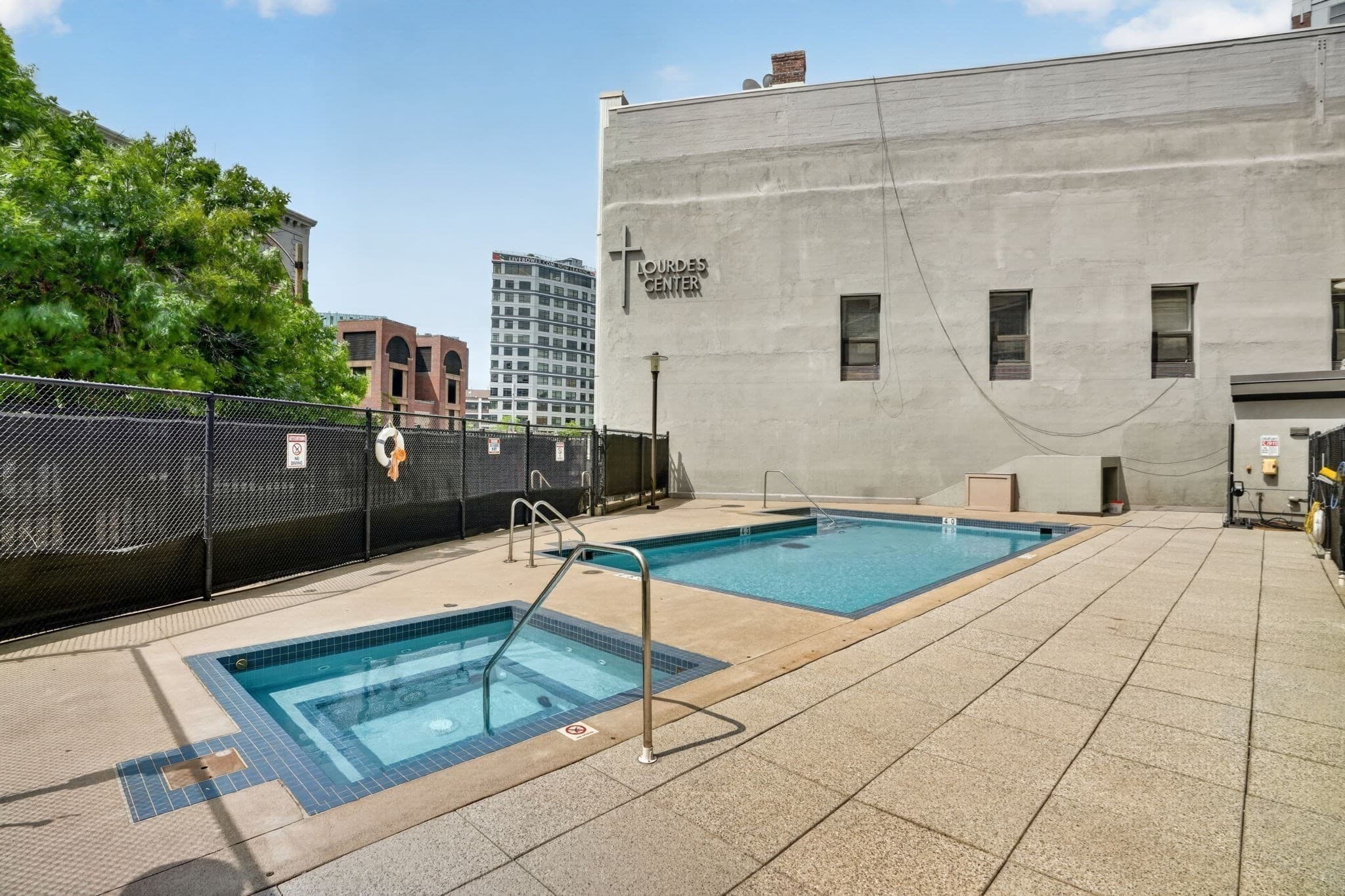 Stock Cooperative at 566 Commonwealth # 304, Boston MA 02215, photo 8 of 14