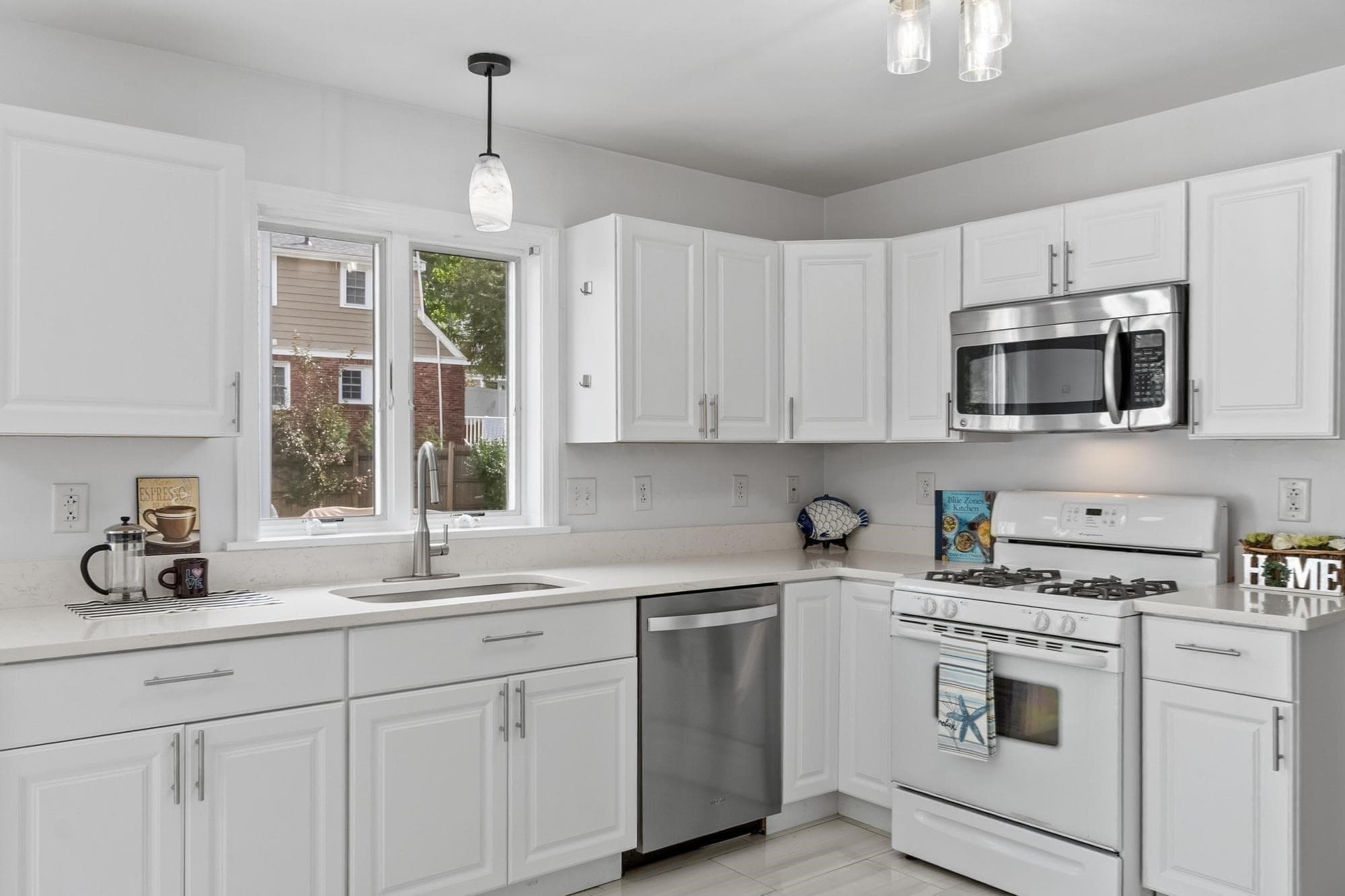 Single Family Residence at 18 Rosegate Rd, Needham MA 02494, photo 5 of 41