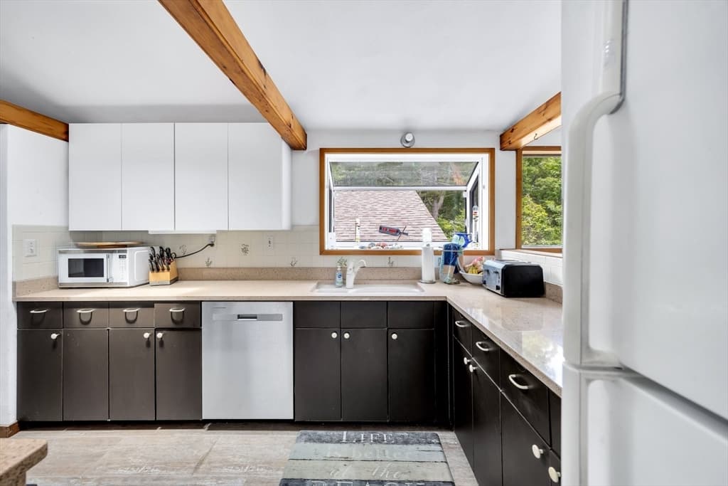 Single Family Residence at 233 Scraggy Neck Rd, Bourne MA 02532, photo 19 of 42