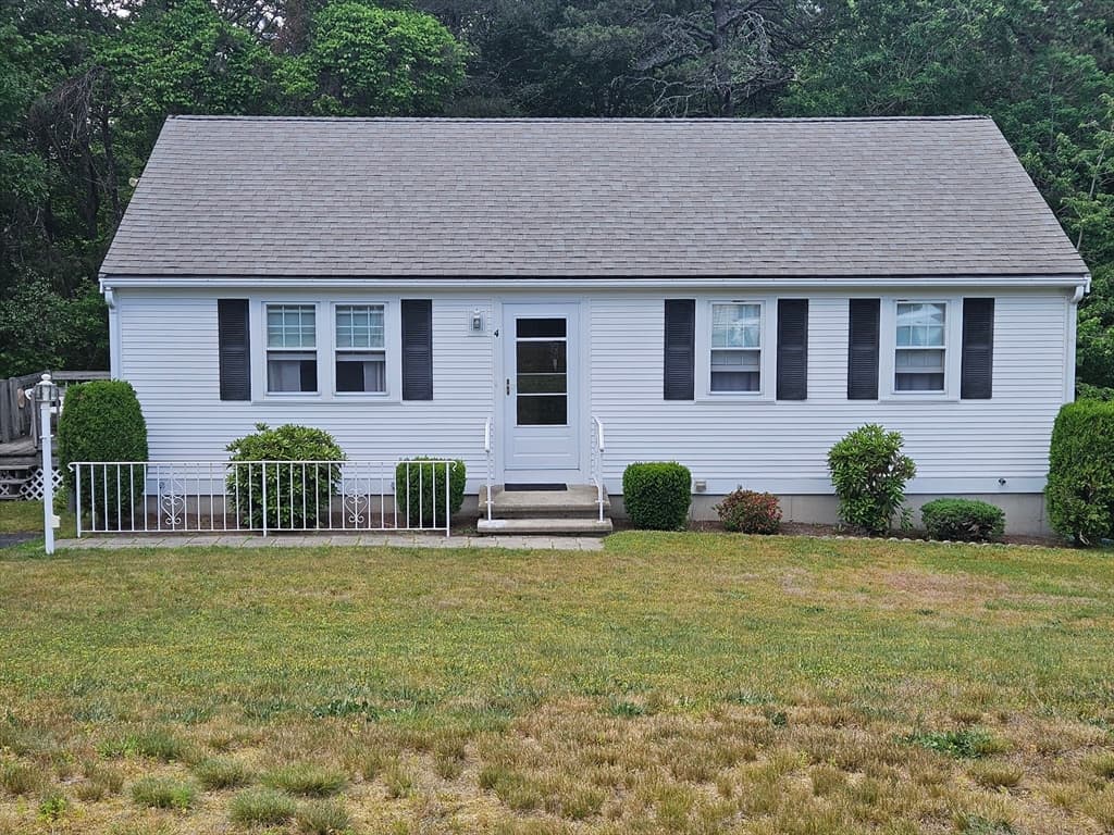 Single Family Residence at 4 Ryder Cir, Sandwich MA 02563, Sandwich