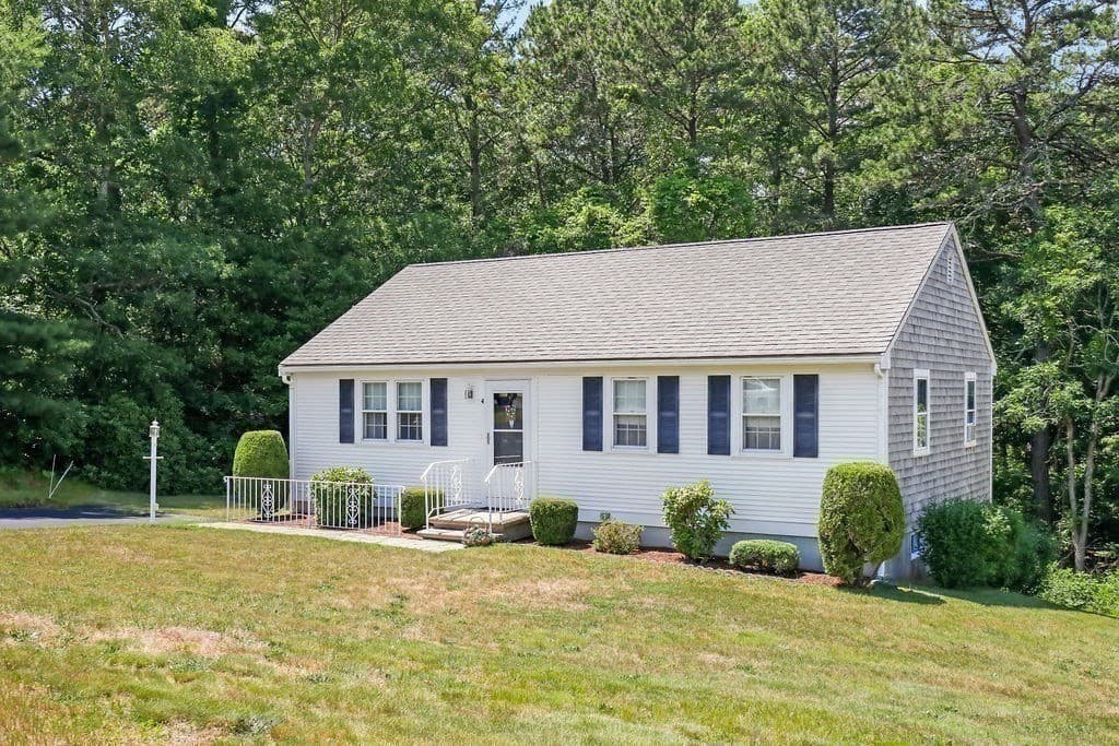 Single Family Residence at 4 Ryder Cir, Sandwich MA 02563, Sandwich, photo 39 of 40