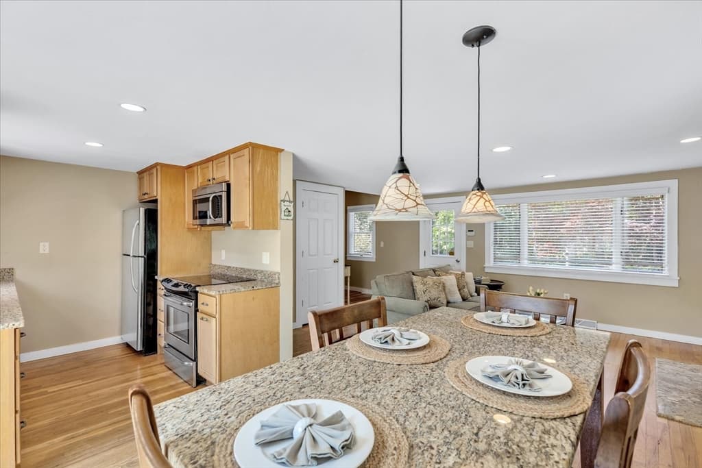 1 Thorwald Dr, Dennis MA 02660 photo 6