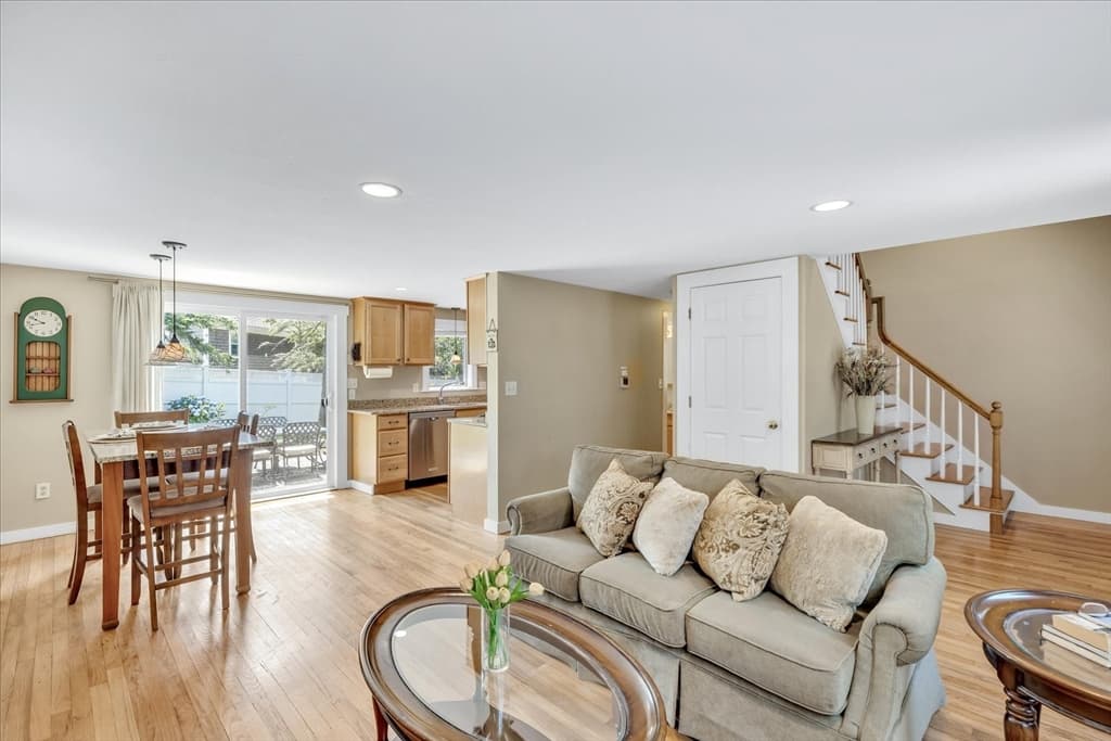 1 Thorwald Dr, Dennis MA 02660 photo 4