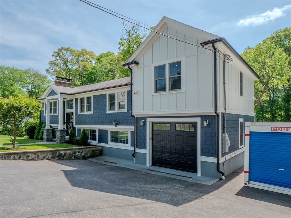 159 Mishawum Rd, Woburn MA 01801 photo 3