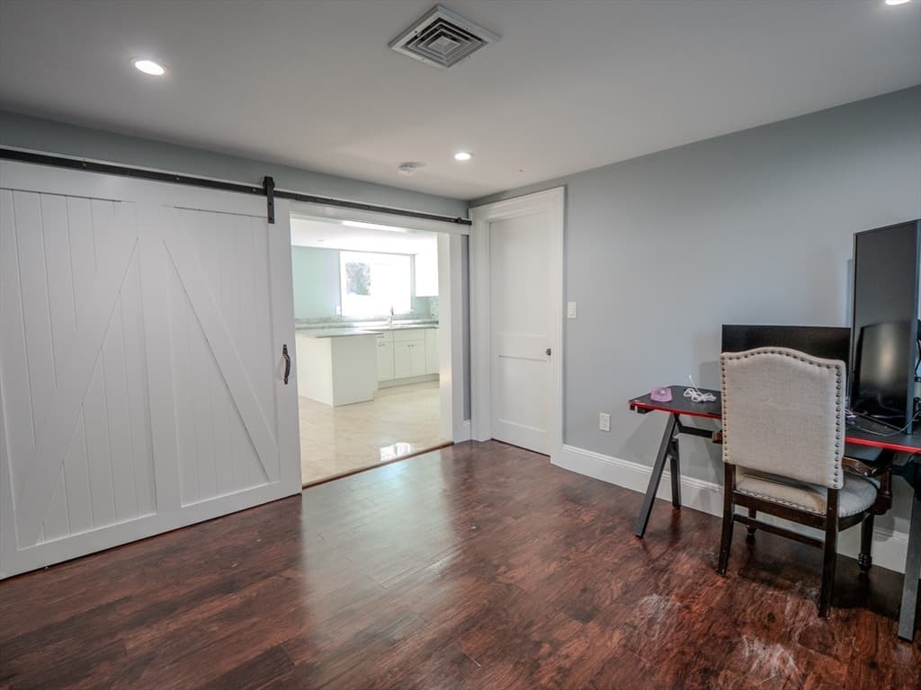159 Mishawum Rd, Woburn MA 01801 photo 28