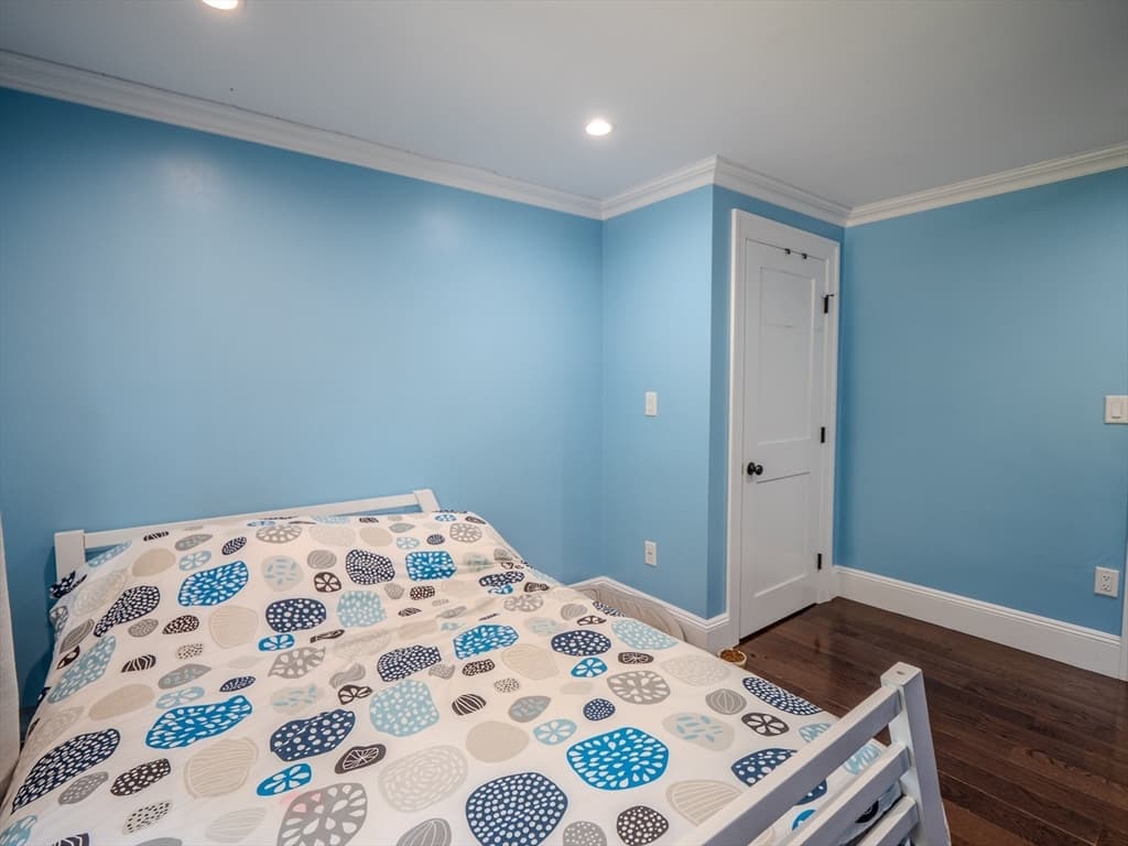 159 Mishawum Rd, Woburn MA 01801 photo 9