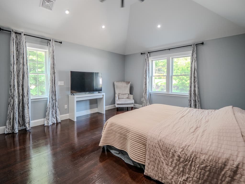 159 Mishawum Rd, Woburn MA 01801 photo 18