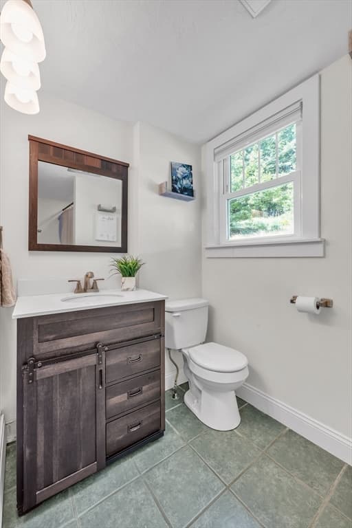 Single Family Residence at 6 Belanger Ave, Sturbridge MA 01566, Sturbridge, photo 17 of 37