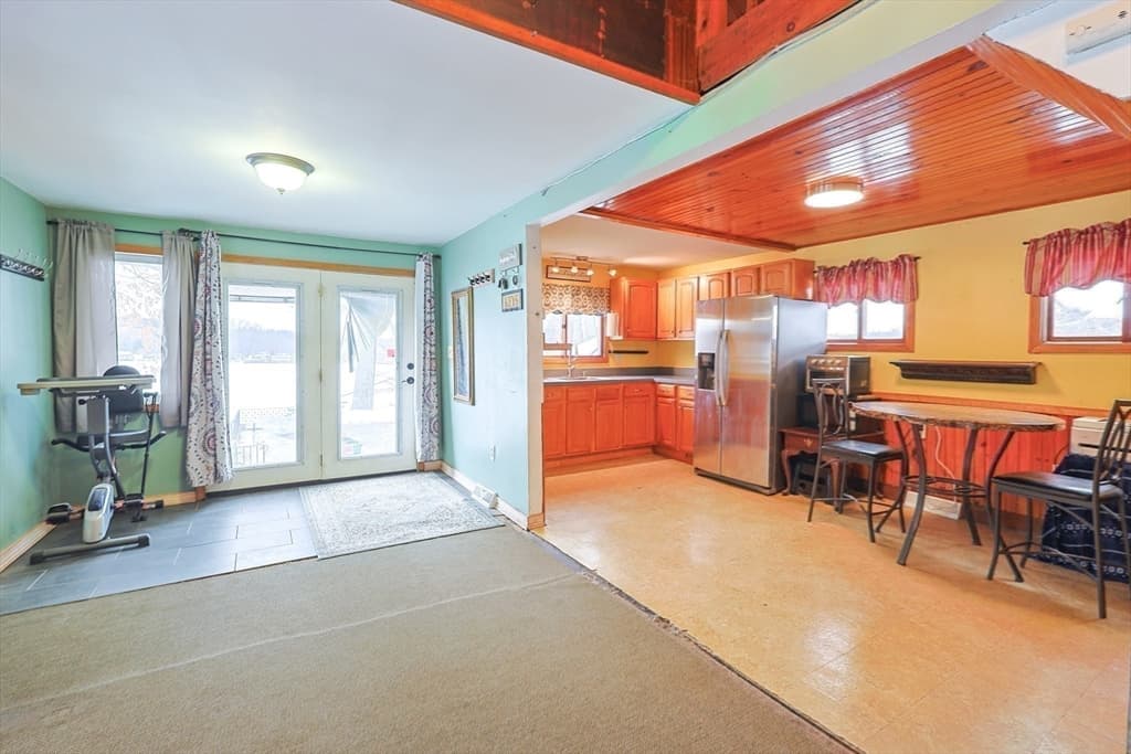 Single Family Residence at 20 Litchfield Ave, Norfolk MA 02056, Norfolk, photo 11 of 33