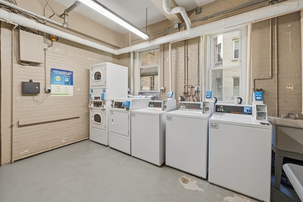 Condominium at 131 Park Drive # 44, Boston MA 02215, Boston, photo 16 of 19