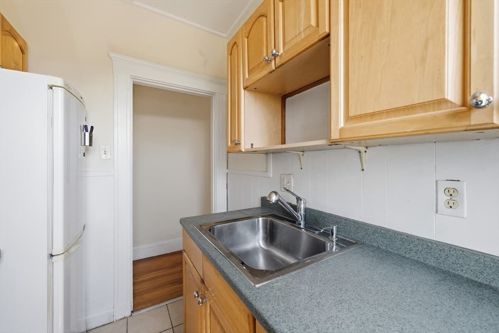 Condominium at 131 Park Drive # 44, Boston MA 02215, Boston, photo 15 of 19