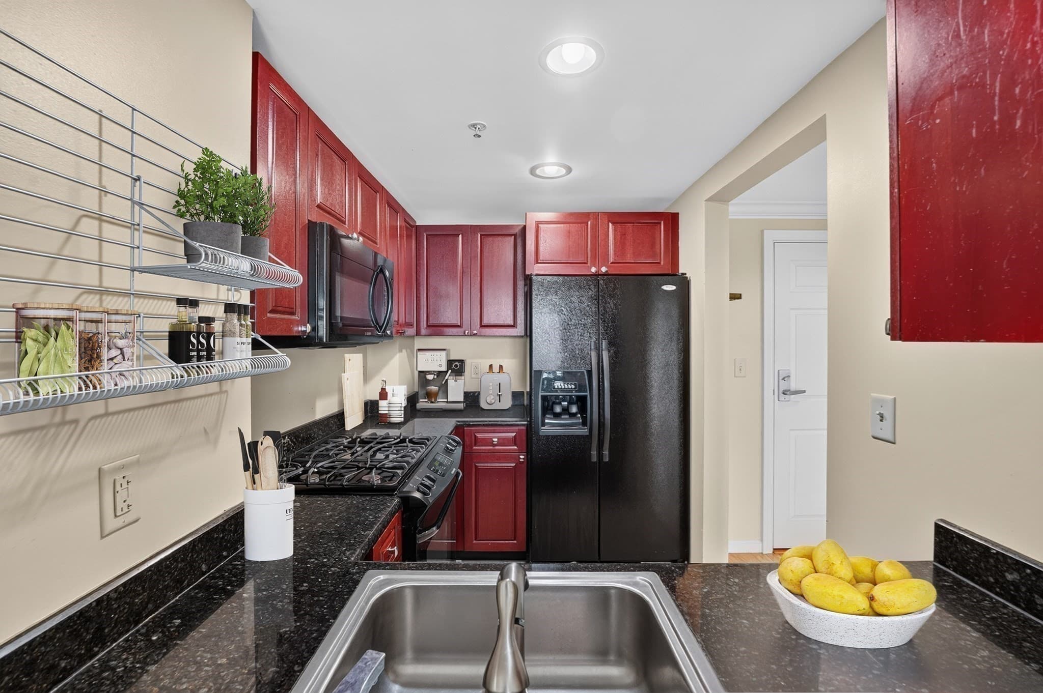 Condominium at 1 Nassau # 1607, Boston MA 02111, photo 4 of 24