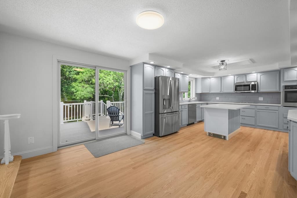 19 Wheelhouse Cir, Falmouth MA 02536 photo 11