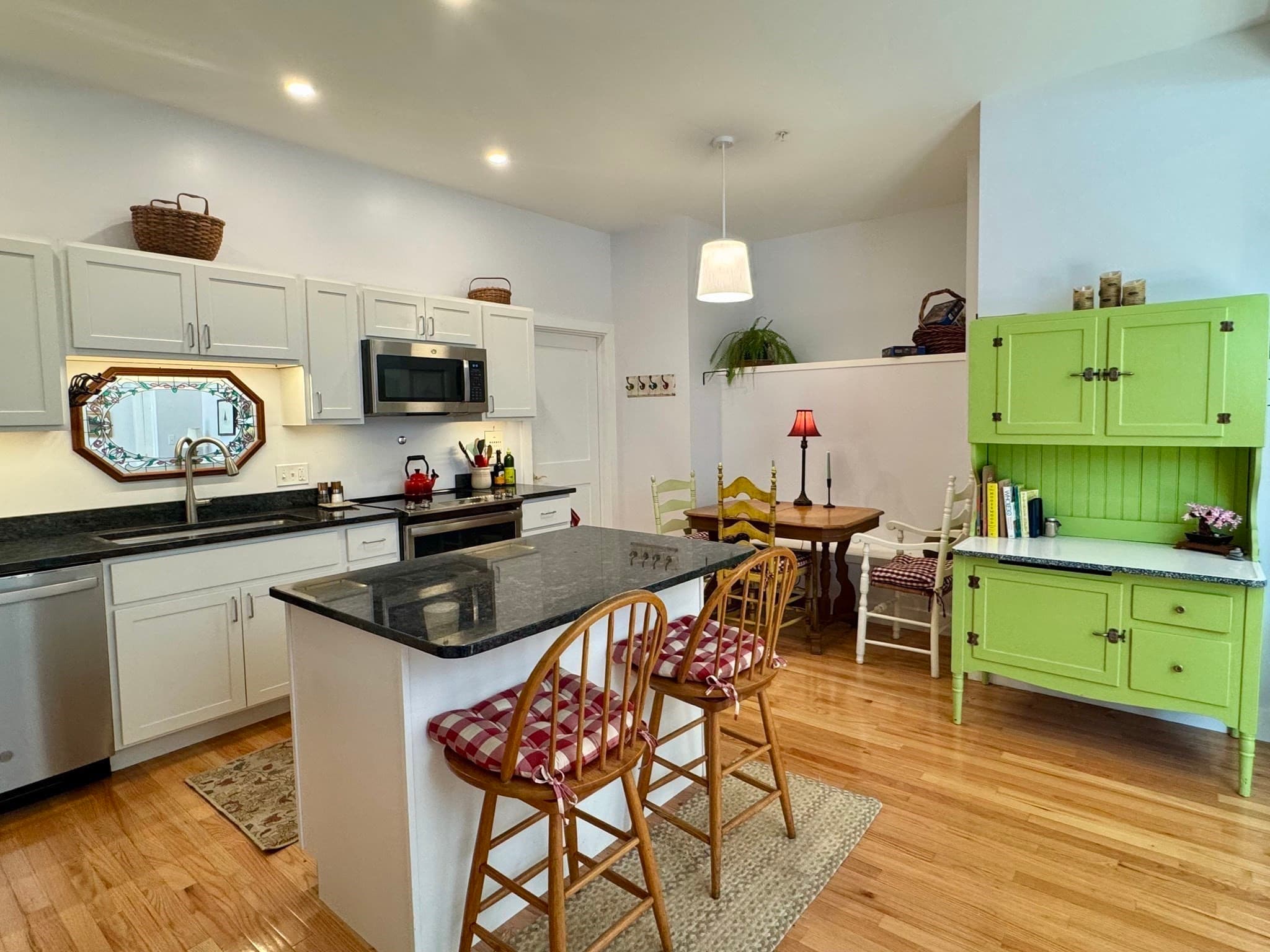 Condominium at 10 Deerfield Ave # 9, Shelburne MA 01370, Shelburne, photo 3 of 29