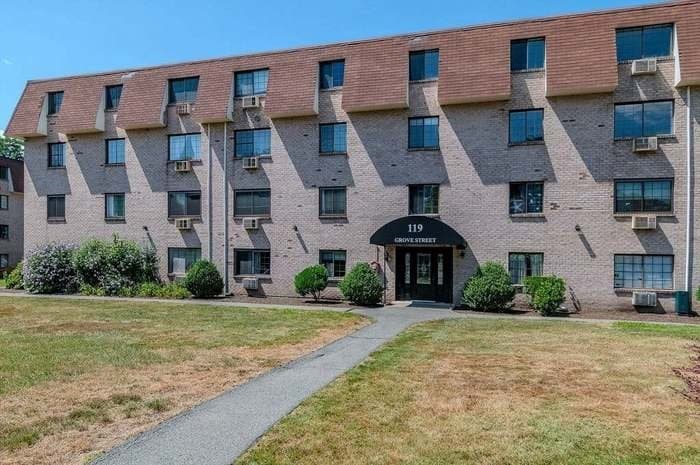 119 Grove St # 245, Rockland MA 02370 photo 2